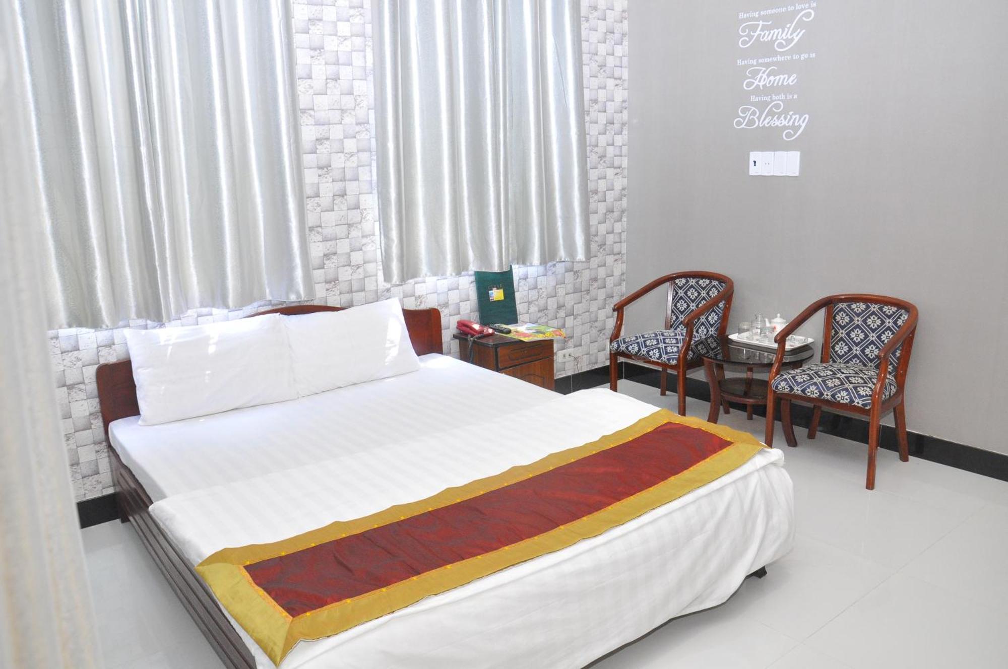 Phu Qui Hotel Soc Trang Room photo