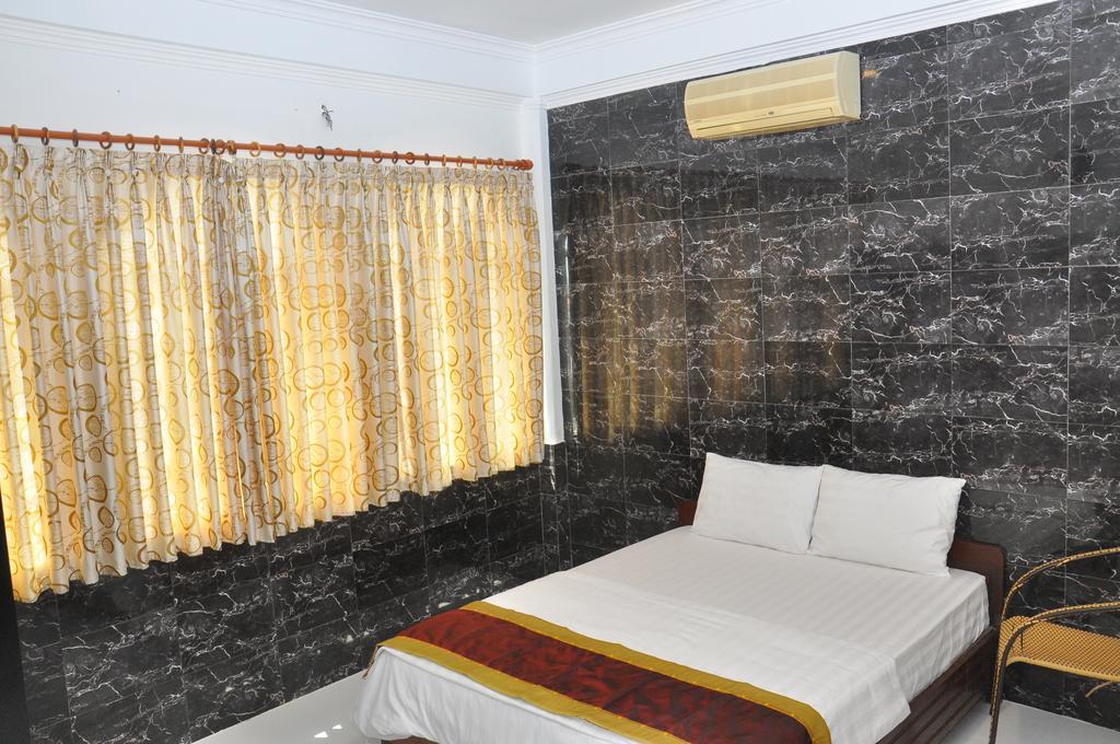 Phu Qui Hotel Soc Trang Exterior photo