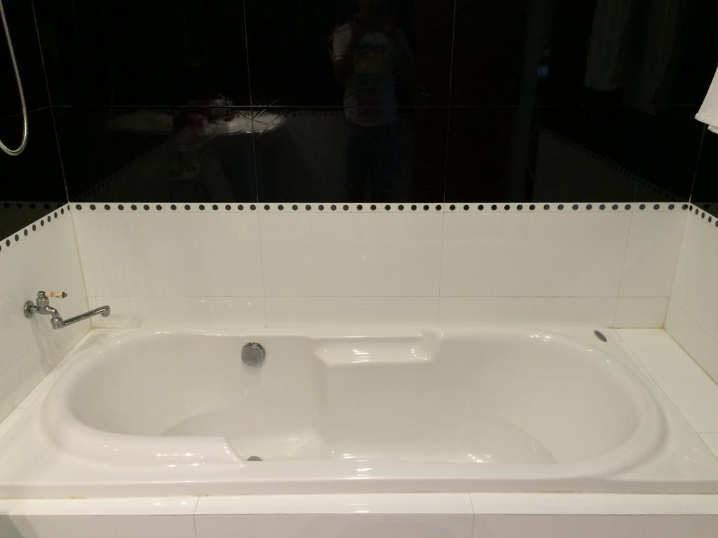 Phu Qui Hotel Soc Trang Room photo